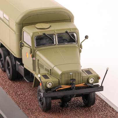 Ifa G5KO SPEZIALKRAFTFAHRZEUG DDR 1960, macheta auto scara1:43, verde, Magazine Models