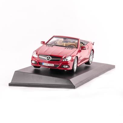 MERCEDES BENZ SL 550 2010, scara 1:18, visiniu, Maisto
