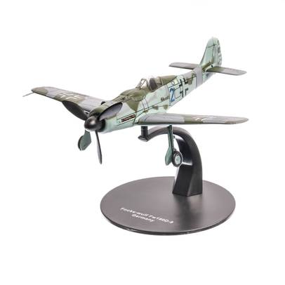 Colectia Avioane din Cel De-al Doilea Razboi Mondial nr. 4 - Focke-wulf Fw190D-9 - Fortele Aeriene Germane