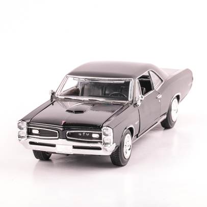 PONTIAC GTO 1966, scara 1:24, negru, window box, New Ray