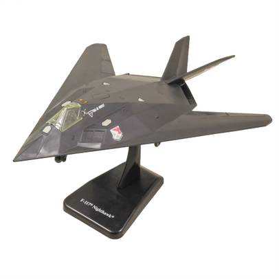 Avion F-117 Nighthawk scara 1:72 kit construibil NR21317