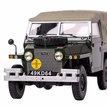 Macheta Land Rover Lightweight Seria IIA cu Prelata 1968 Verde 1:18 BOS Models – Robustete Militara si Istorie Off-Road in Miniatura-5
