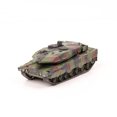 Macheta vehicul militar Leopard 2A5 1997 camuflaj scara 1:72 Magazine Models