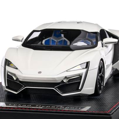 Lykan HyperSport 2015, macheta auto  scara 1:18, alb, FrontiArt