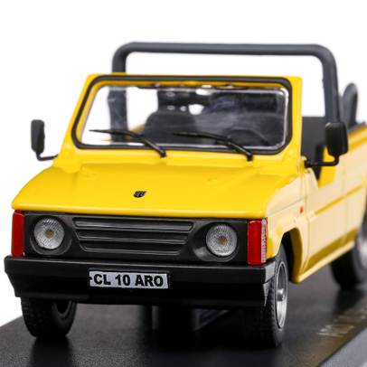 Macheta auto Aro 10 Spartana 1999 scara 1:43 galben DeAgostini