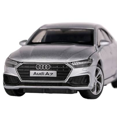 Macheta auto Audi A7 argintiu 1:32