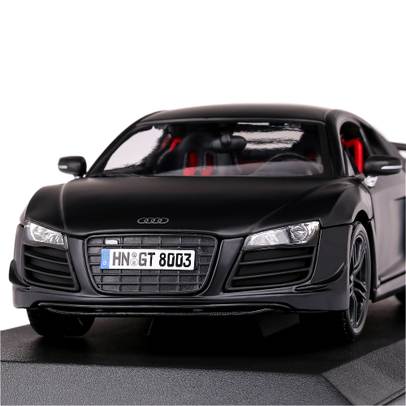 Macheta auto AUDI R8 GT scara 1:18 negru Maisto