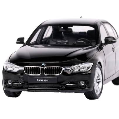 Macheta auto BMW 335i 2010 1:18 Premium Collection