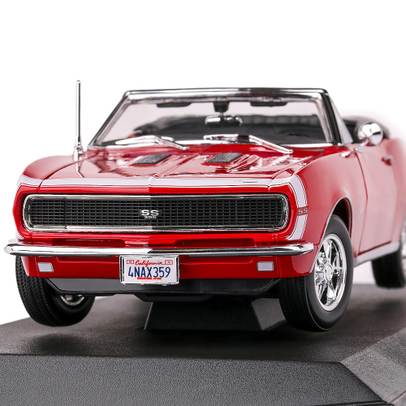 Macheta auto Chevrolet Camaro SS 396 Convertible 1967 rosu 1:18