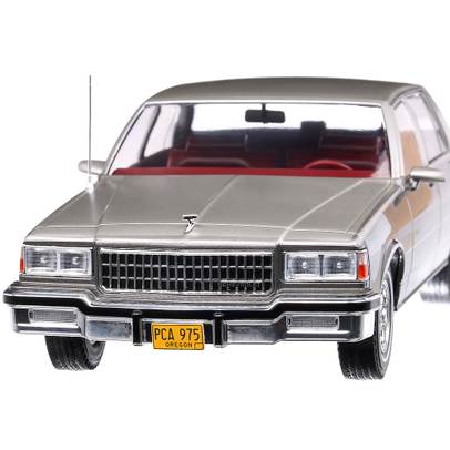 Macheta auto Chevrolet Caprice 1987, scara 1:18, gri metalizat, MCG
