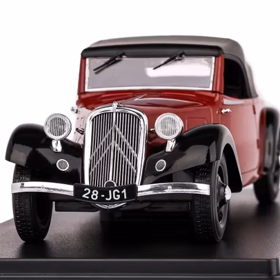 Macheta auto Citroen Traction 7c Cabriolet 1934 visiniu cu negru 1:24