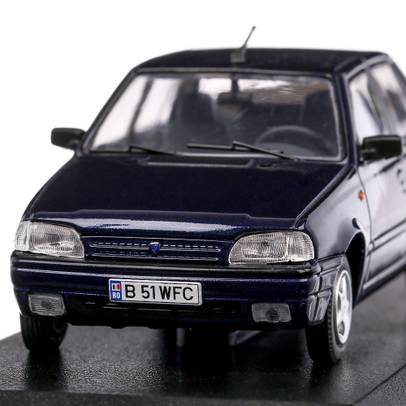 Macheta auto Dacia SuperNova Clima 1999 scara 1:43 albastru Ixo Models