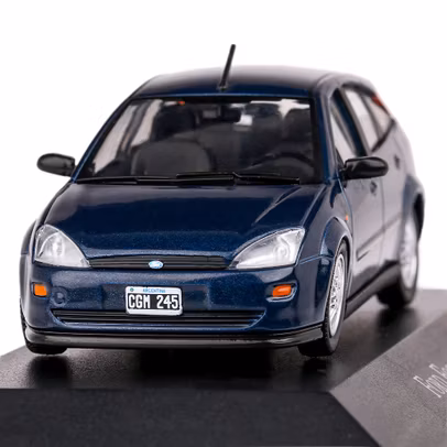 Macheta auto Ford Focus CLX 1998 albastru scara 1:43 - vedere frontala