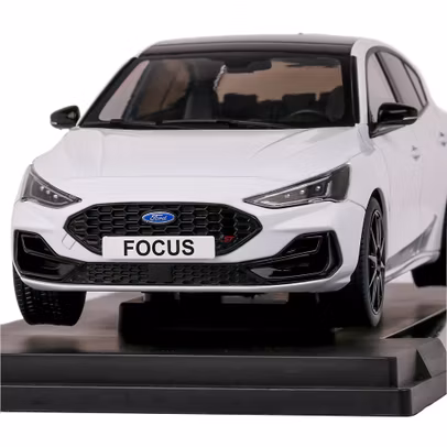 Macheta auto Ford Focus Mk.IV ST alb 1:18