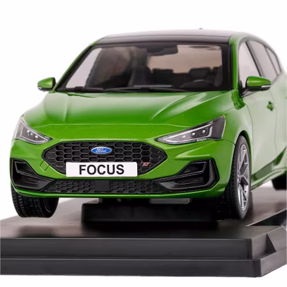 Macheta auto Ford Focus Mk.IV ST verde 1:18