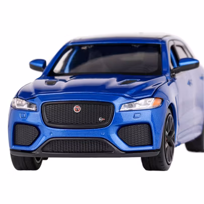 Macheta Jaguar F-Pace 2022 albastru, 1:32 Tayumo, pull-back si usi deschise - vedere din fata