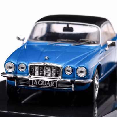 Macheta auto Jaguar XJ12C 1976, scara 1:43, albastru cu negru, Ixo
