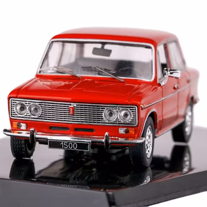 Macheta auto Lada 1500 1980 rosu 1-43