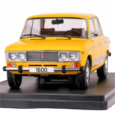 Macheta auto Lada 1600 LS 1976 1-24 - vedere frontala