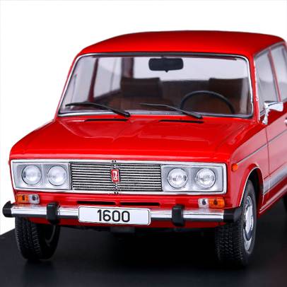 Macheta auto Lada 1600 LS 1976 scara 1:24 rosu White Box