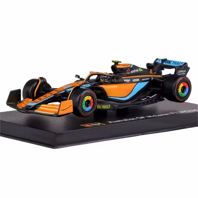 Macheta auto McLaren MCL36 2022 #4 F1 Norris cu figurina pilot