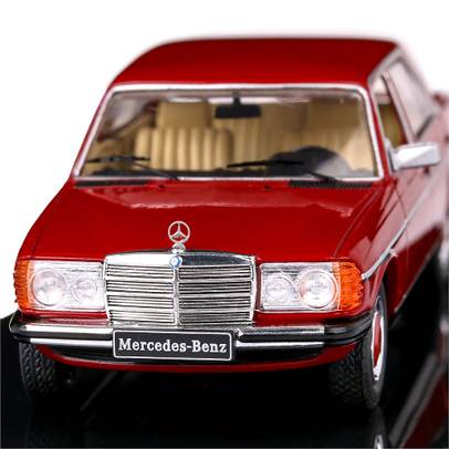 Macheta auto Mercedes-Benz 240D (W123) 1976 scara 1:43 visiniu Ixo