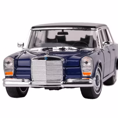 Macheta Mercedes-Benz 600 W100 1963 albastru 1:24 Welly - vedere din fata