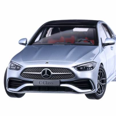 Macheta auto Mercedes-Benz C-Class (W206) 2021, scara 1:18, argintiu, NZG