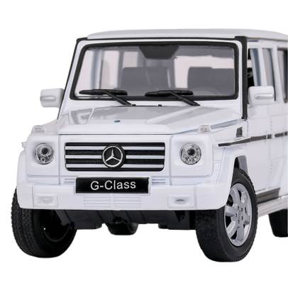Macheta auto Mercedes-Benz G Class 2009 scara 1:24 alb Welly