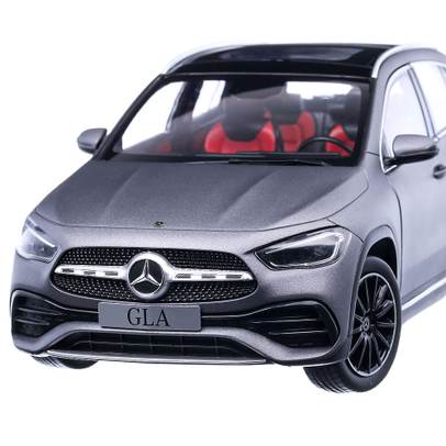 Macheta auto Mercedes-Benz GLA (H247) 2020, scara 1:18, gri mat, Z Models