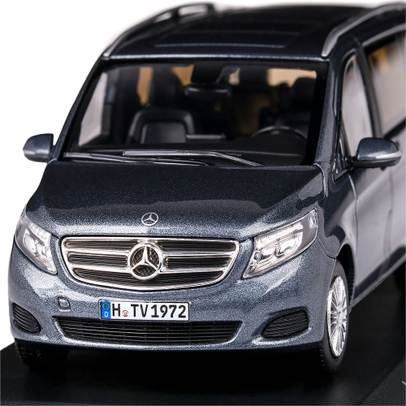 Macheta auto Mercedes-Benz V-Class 2015 scara 1:43 gri metalizat Norev