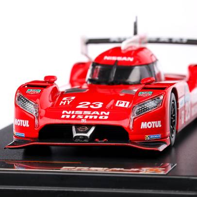 Macheta auto Nissan GT-R LM Nismo #23 Sebring Test 2015 scara 1:43 rosu Premium X
