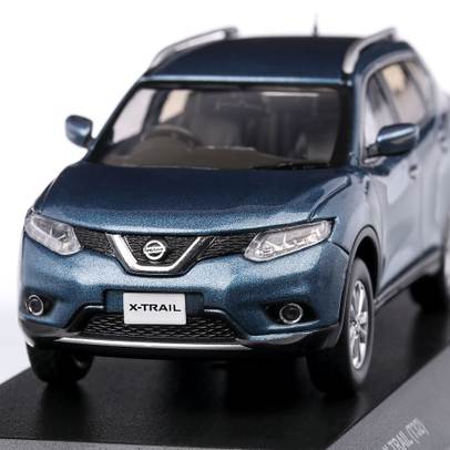 Macheta auto Nissan X-Trail (T32) 2014 scara 1:43 albastru Kyosho