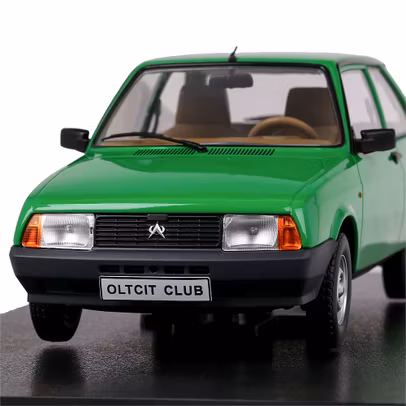 Macheta auto Oltcit Club 11 RL 1992 verde 1:18 – Triple 9 – Editie Limitata - vedere din fata close up