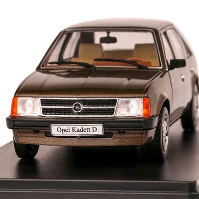 Macheta auto Opel Kadett D 1.3 1979 maro 1-24