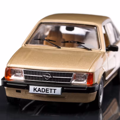 Macheta auto Opel Kadett D 1981, scara 1:43, bej metalizat, Ixo