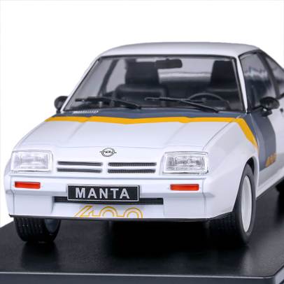 Macheta auto Opel Manta B 400 1975, scara 1:24, alb, White Box