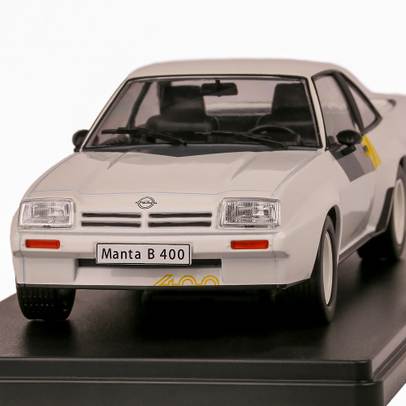 Macheta auto Opel Manta B 400 Rallye 1981 alb 1-24