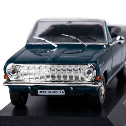 Macheta auto Opel Rekord Scara 1:43 verde Magazine Models