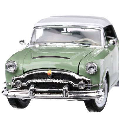 Macheta auto Packard Carribean 1953 scara 1:24 verde Welly