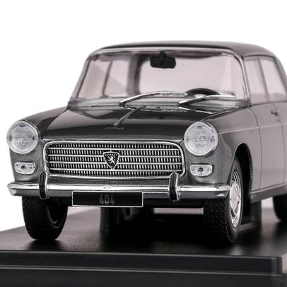 Macheta auto Peugeot 404 1960 scara 1:24 gri