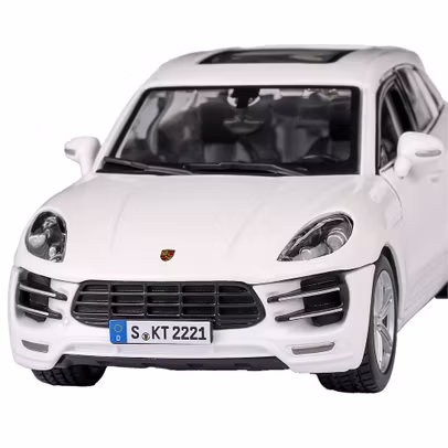 Macheta Porsche Macan Turbo 2015 – alb – scara 1:24 – Bburago - vedere din fata