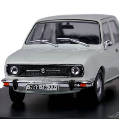 Macheta auto Skoda 105L 1977 alb 1-43 Abrex