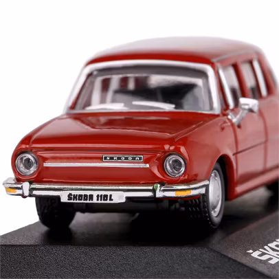 Macheta auto Skoda 110L 1973 scara 1:72 visiniu Abrex