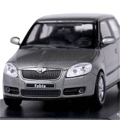 Macheta auto Skoda Fabia II 2006 scara 1:43 bej met