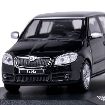 Macheta auto Skoda Fabia II 2006 scara 1-43 gri cu negru