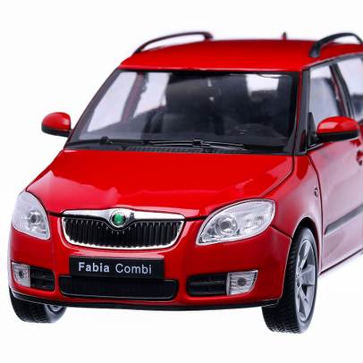 Macheta auto Skoda Fabia II Combi 2006, scara 1:24, rosu, Welly