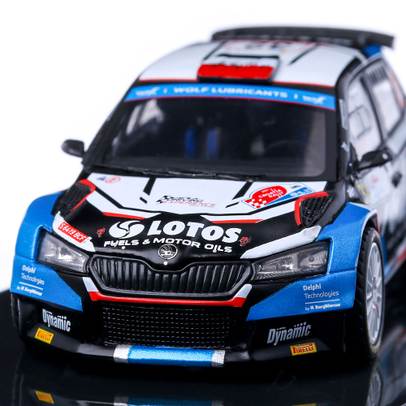 Macheta auto Skoda Fabia Rally2 EVO, Nr. 32 scara 1:43, IXO