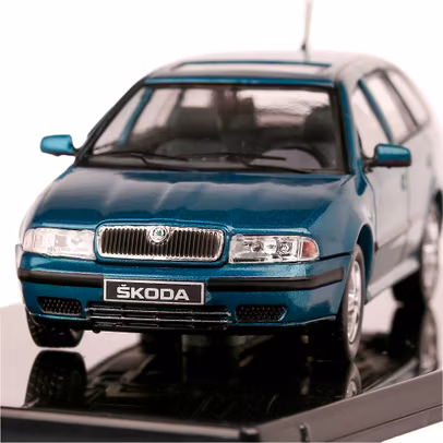 Macheta auto Skoda Octavia I 1998 verde 1:43