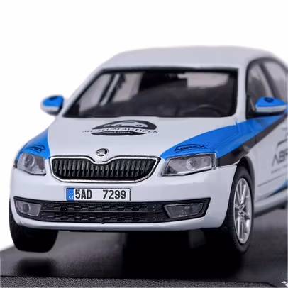 Macheta auto Skoda Octavia III 2012 scara 1:43 alb Abrex